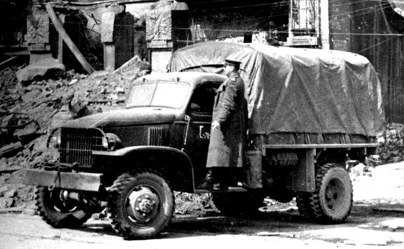 Американский вариант полуторки - полноприводный грузовик Шевроле 4х4, поставлялся по Ленд-Лизу