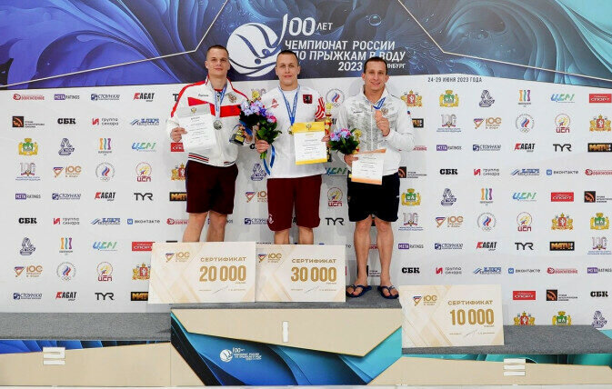    Бузулучанин Егор Лапин стал серебряным призером чемпионата России по прыжкам в воду Кристина Просвиркина