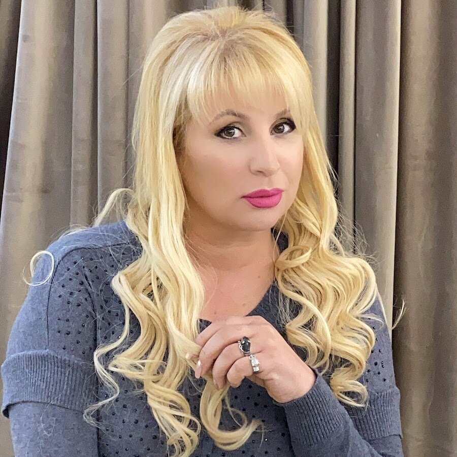 Народная артистка Республики Дагестан Зульфия Ильясова