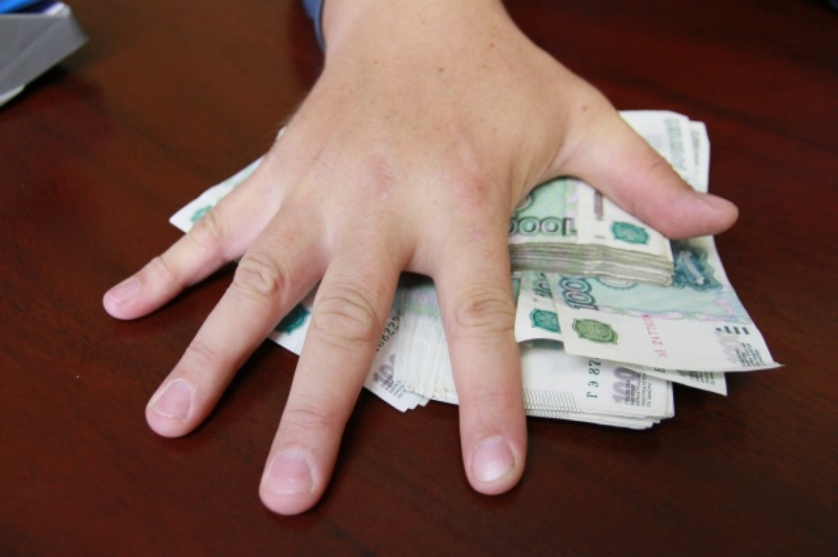    В Томске на повышение зарплат бюджетникам выделили 2,4 млрд рублей