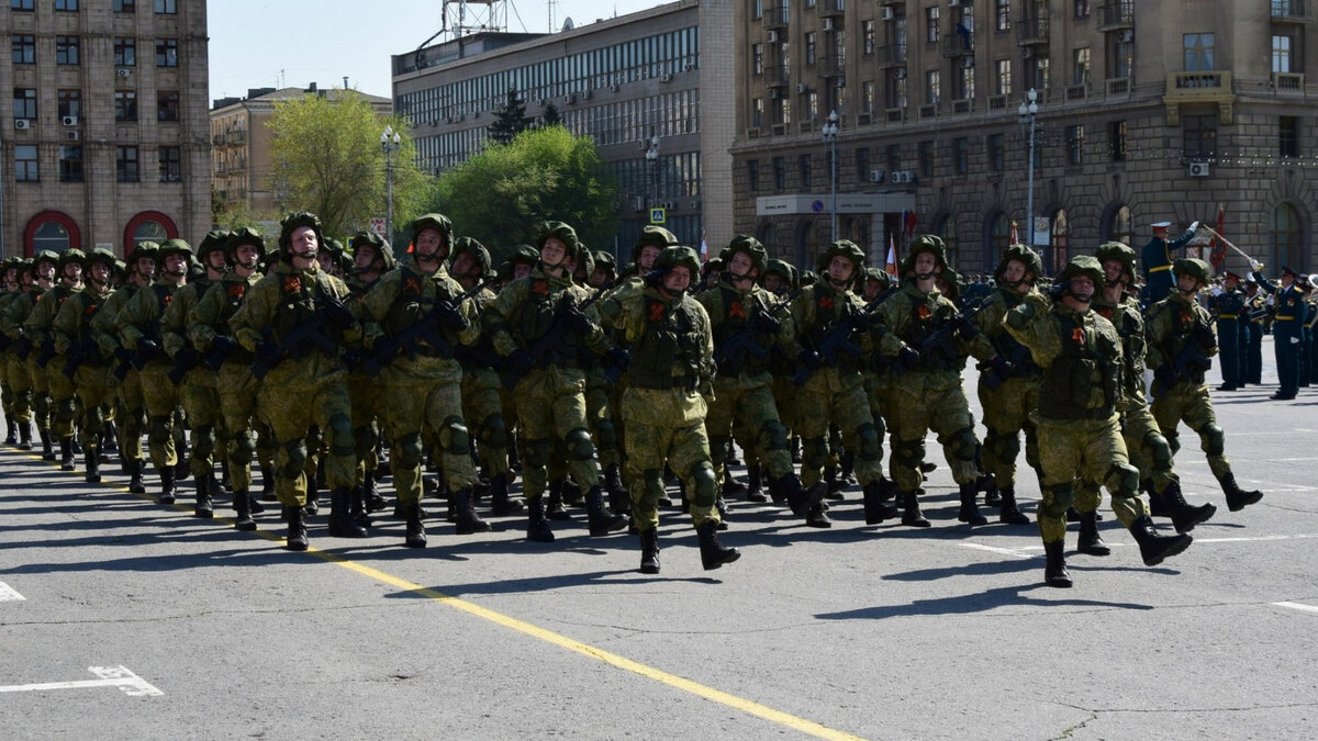     Оклады по воинским званиям военнослужащих вырастут с 1октября 2023 года, говорится в постановлении премьер-министра Михаила Мишустина.