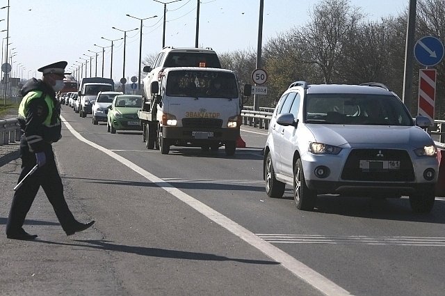    Правда ли, что ростовские гаишники брали взятки в день вооружённого мятежа?