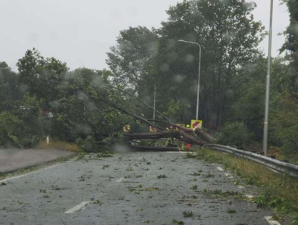 Польше пообещали ураганы, суперячейки, наводнения и град. Что из этого доберется до Беларуси к 6 июля? — Фото
