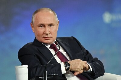    Президент РФ Владимир Путин выступает на пленарном заседании Петербургского международного экономического форума. ©Рамиль Ситдиков РИА Новости