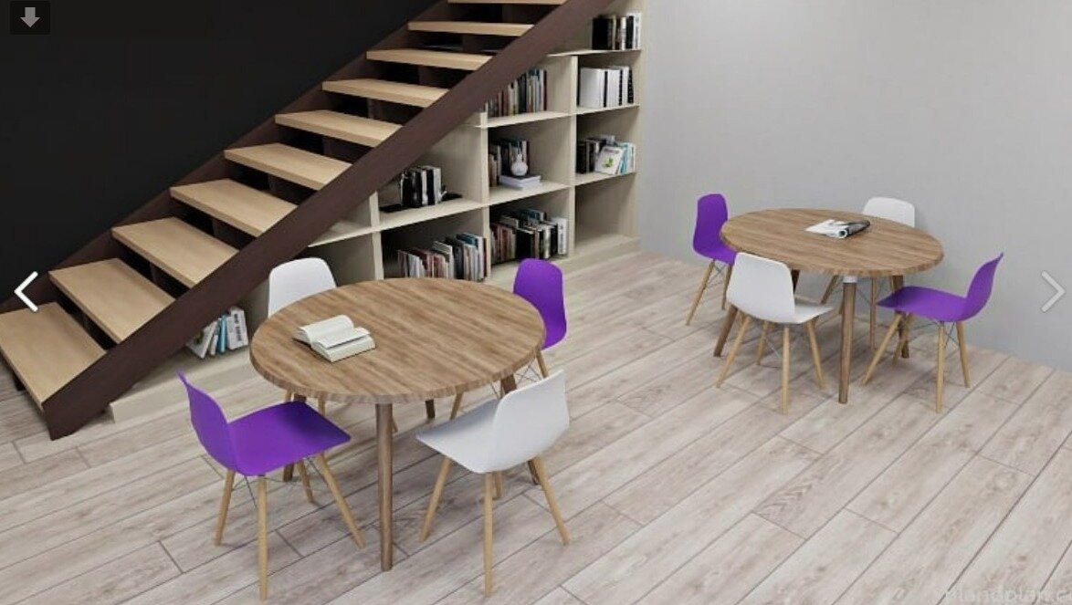     В Глазове идет ремонт молодежного центра, после проведения работ там откроется конференц-зал, звукозаписывающая студия и медиа-коворкинг для видеосъёмок.