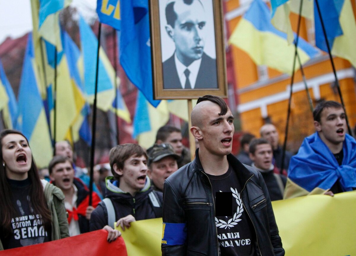 Марш нацистов на Украине