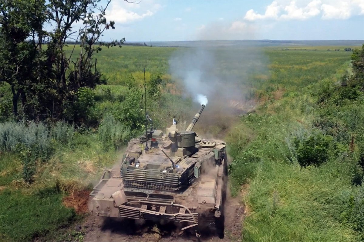    Риттер призвал не верить сообщениям, что у РФ «мало танков»