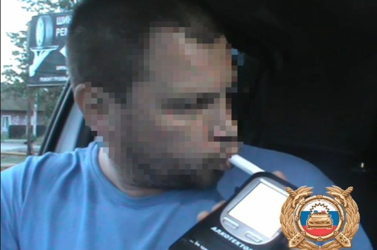    Пьяный таксист под наркотиками нелегально перевозил пассажиров в Башкирии