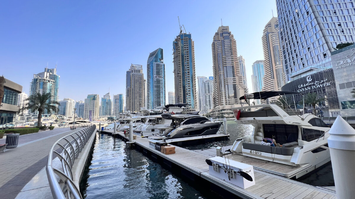 Недвижимость и авто из Дубая