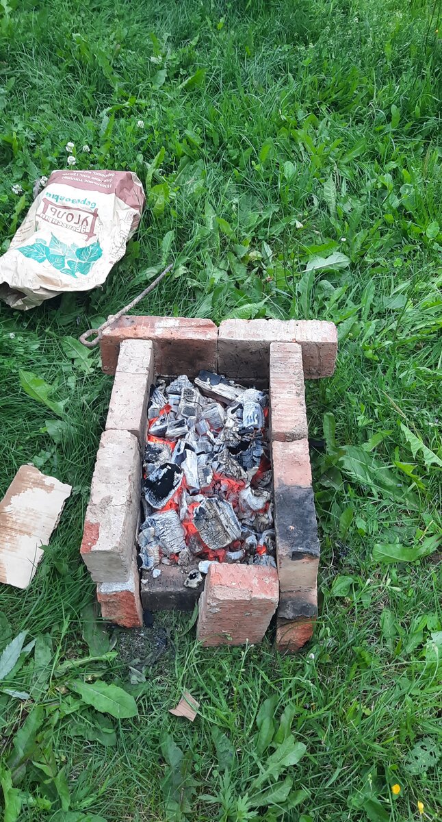 Наш импровизированный мангал