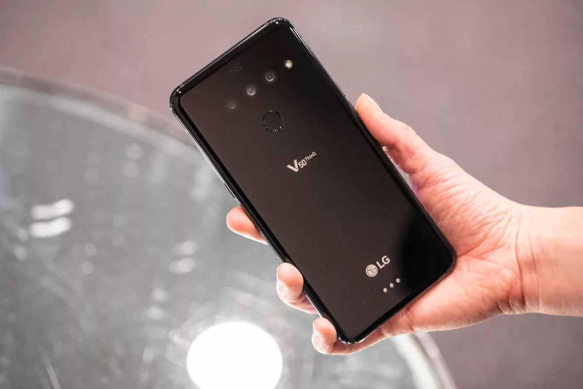 LG V50 ThinQ – настоящий флагман, который удивляет низкой ценой | Кнопочные  телефоны Rarephones.ru | Дзен