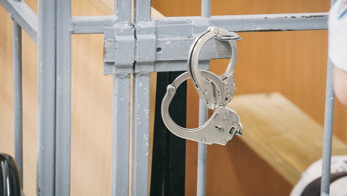     Центр общественных связей (ЦОС) ФСБ сообщил о задержании жительницы города Углич в ярославской области. Утверждается, что задержанная готовилась совершить теракт по заданию украинских спецслужб, а также осуществляла сбор и передачу информации об одном из инфраструктурных объектов региона (ВИДЕО).