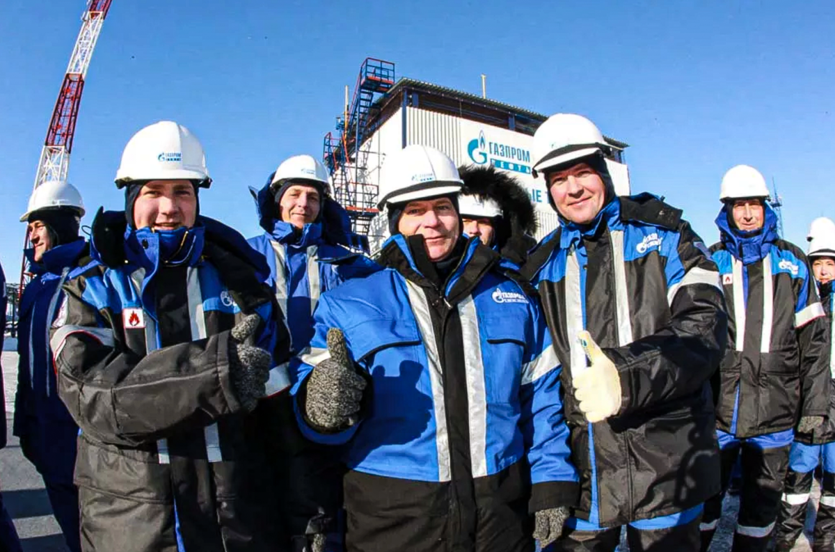 Прибор пкрс-2 в дорожном строительстве. Промышленный фильтр фсу для очистки питьевой воды. Сборщик стеллажей. Прибор для центровки валов лазерный. Рабочий специальных установок.