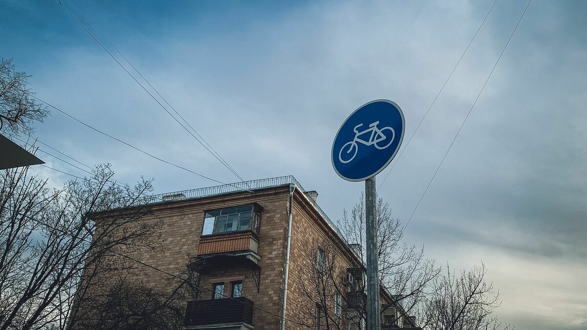     Ребенок из поселка Первомайский в Городецком округе чуть не утонул в яме с грязью. Об этом сообщается в соцсетях.