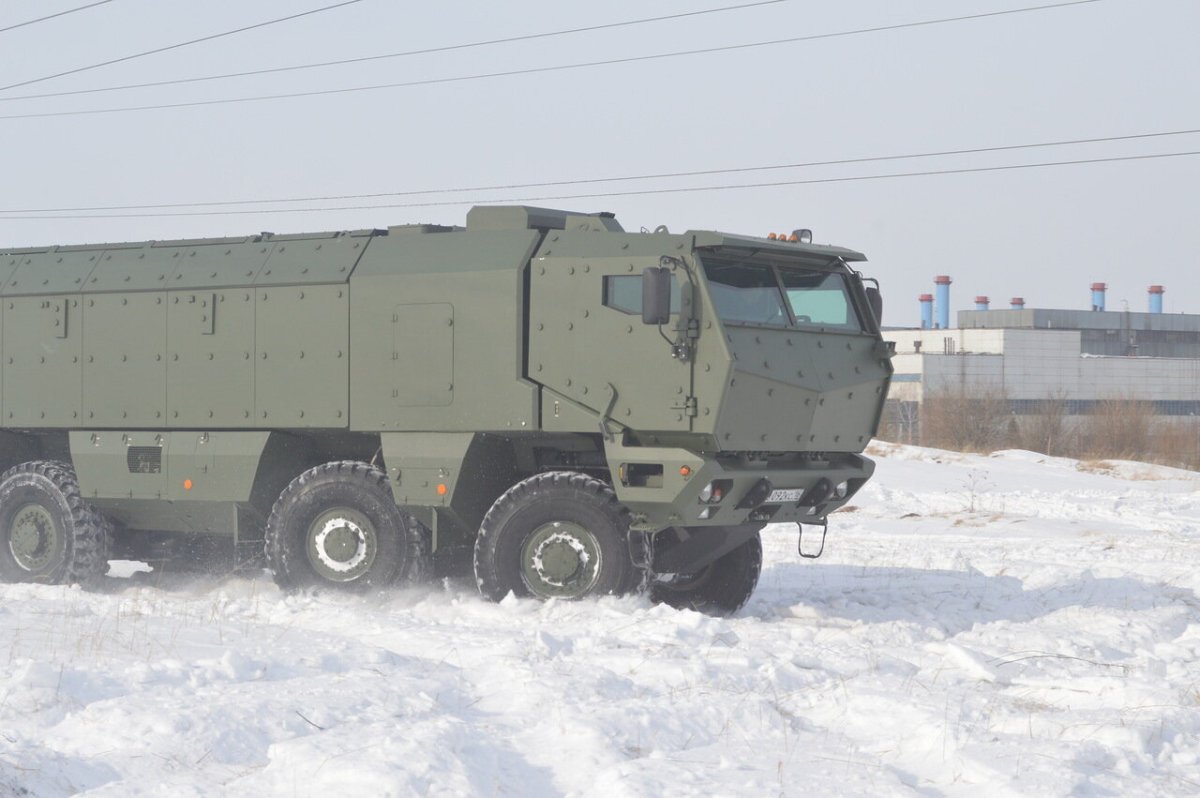 Тайфун 2500. Новый военный КАМАЗ Тайфун. Бронированный КАМАЗ военный 53510. Бронированный КАМАЗ военный бортовой. Армейский бронированный КАМАЗ ТЗА.