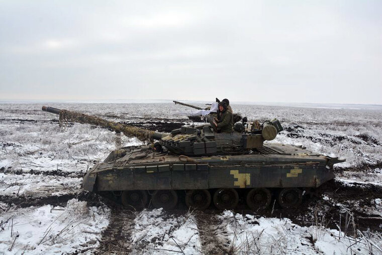    Украинским командирам нужно переходить на западные методы ведения войны, заявил Глен Грант