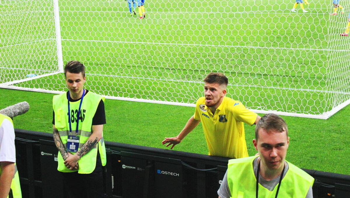     Валерий Карпин прокомментировал увольнение агронома «Ростов Арены», ранее главный тренер ФК «Ростов» раскритиковал его работу.