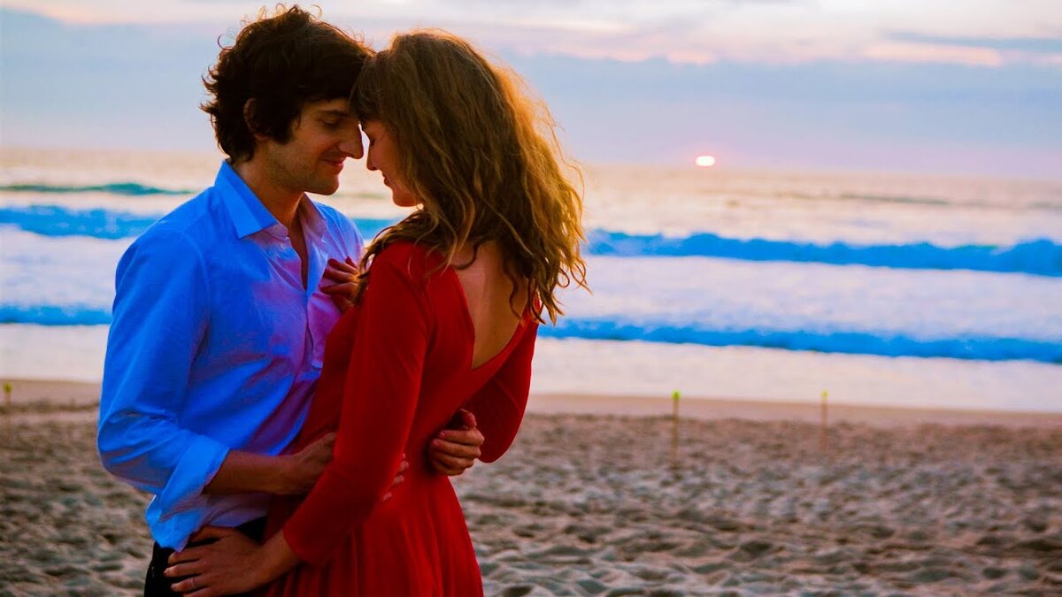 Кадр из фильма "Любовь живет три года"