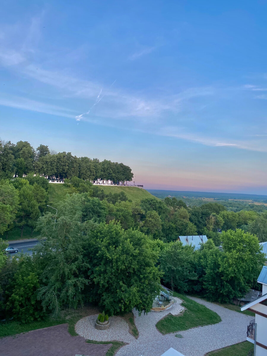 Вид на парк имени А. С Пушкина и смотровую площадку