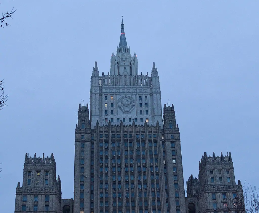    Рябков заявил, что отношения России и США можно описать словом «крах»