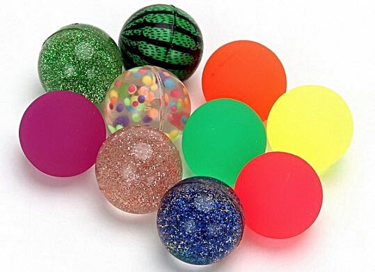 Каждая из этих фотографий способна вызвать миниатюрный приступ ностальгии. Сейчас почти все эти вещи выглядят бесполезными и неудобными, но когда-то давно – это была просто мечта.-14