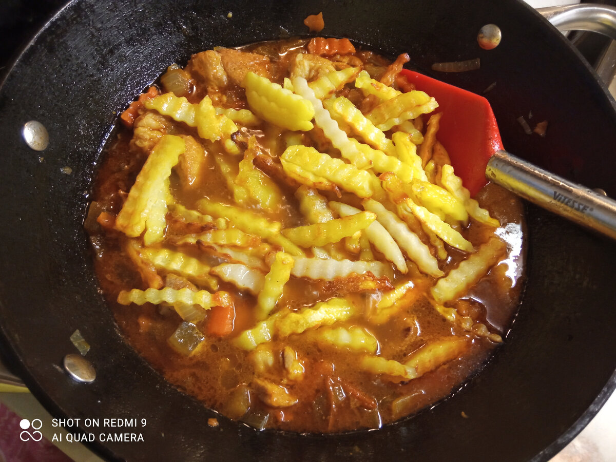 Азу из свинины — рецепт очень вкусного мяса с солёными огурцами |  Блогерство на пенсии | Дзен