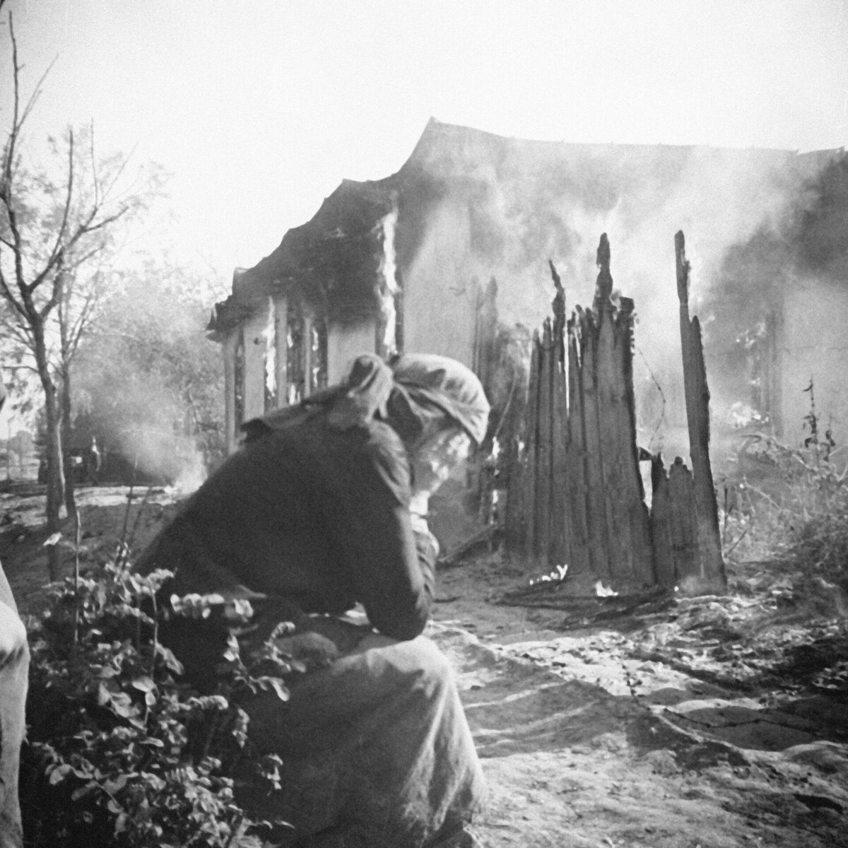 Деревня в годы войны 1941-1945. Хатынь в годы войны 1941-1945. Разрушенные воспоминания