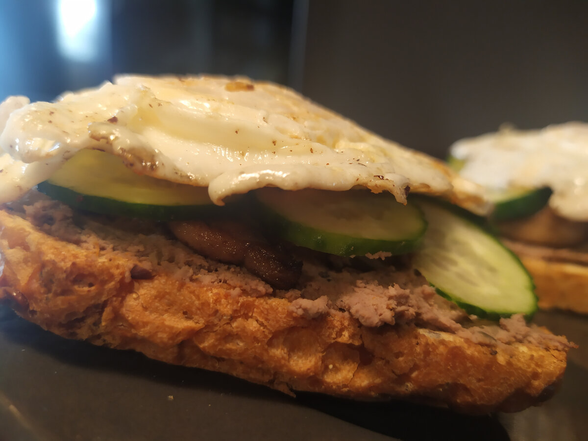 Очень сытные бутерброды  с куриной печенью!