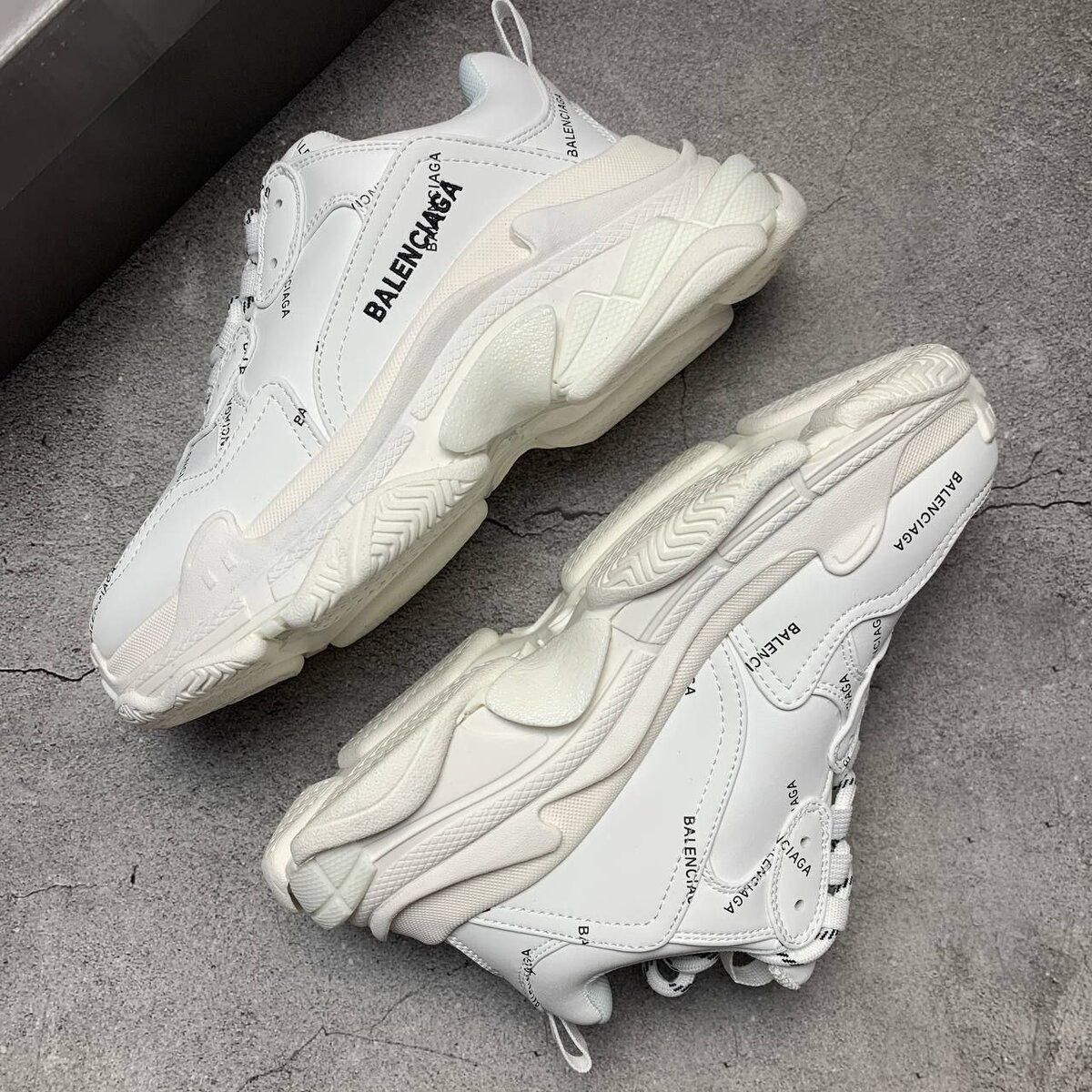 Balenciaga Triple S Allover Logo White 536737W2FA19010