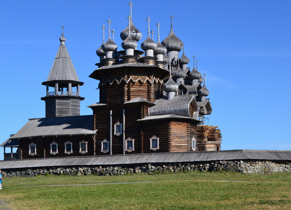 Фронтоны деревянных домов | СК «Стройудача»