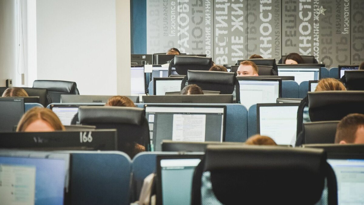     К апрелю 2023 года количество таких сотрудников составило 1,9 тысячи человек. Об этом сообщила замминистра труда, занятости, социальной защиты Татарстана Наталья Бутаева.