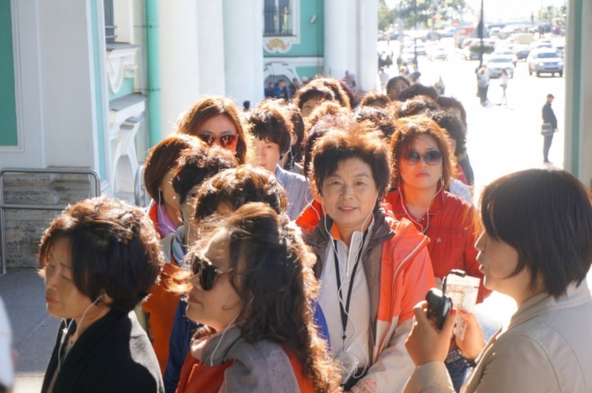    У РФ и КНР будет новое соглашение о безвизовых поездках туристических групп