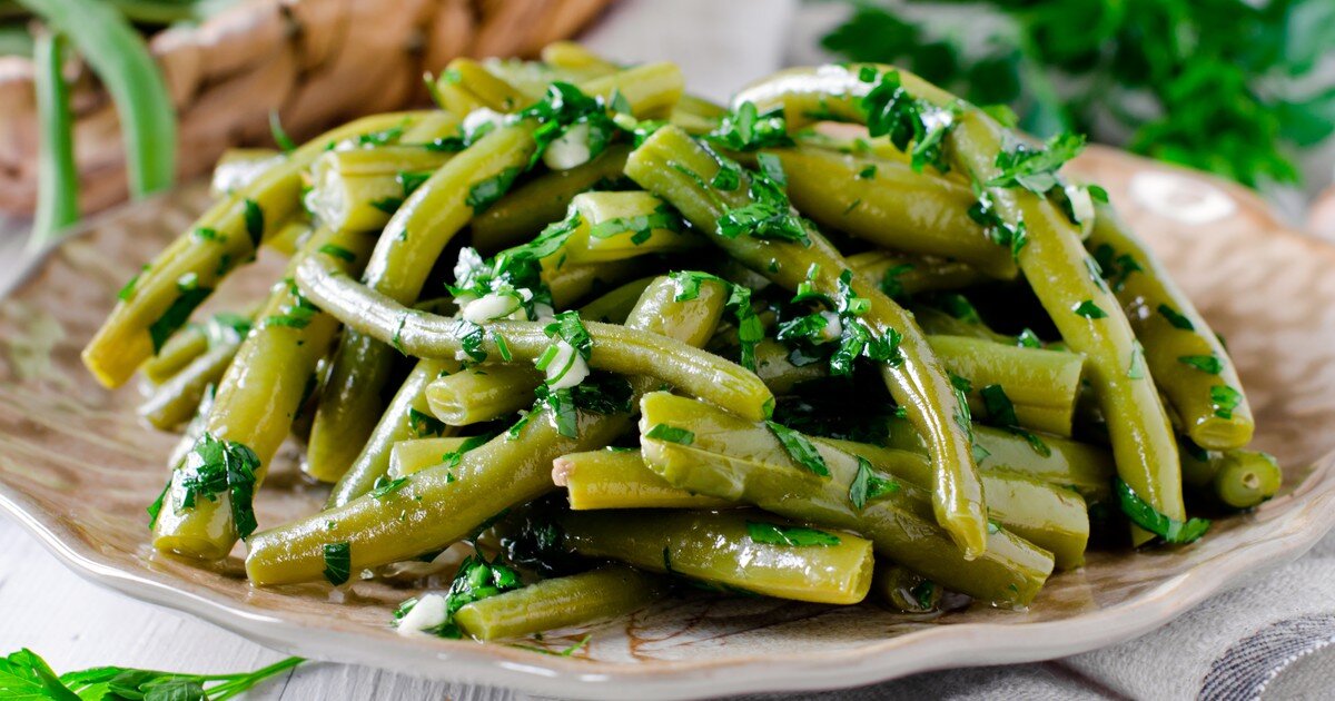 Спаржевая брокколи. Брокколи и стручковая фасоль. Брокколи цветная капуста и стручковая фасоль. Жареные стручки. Как вкусно приготовить стручковую фасоль и брокколи.