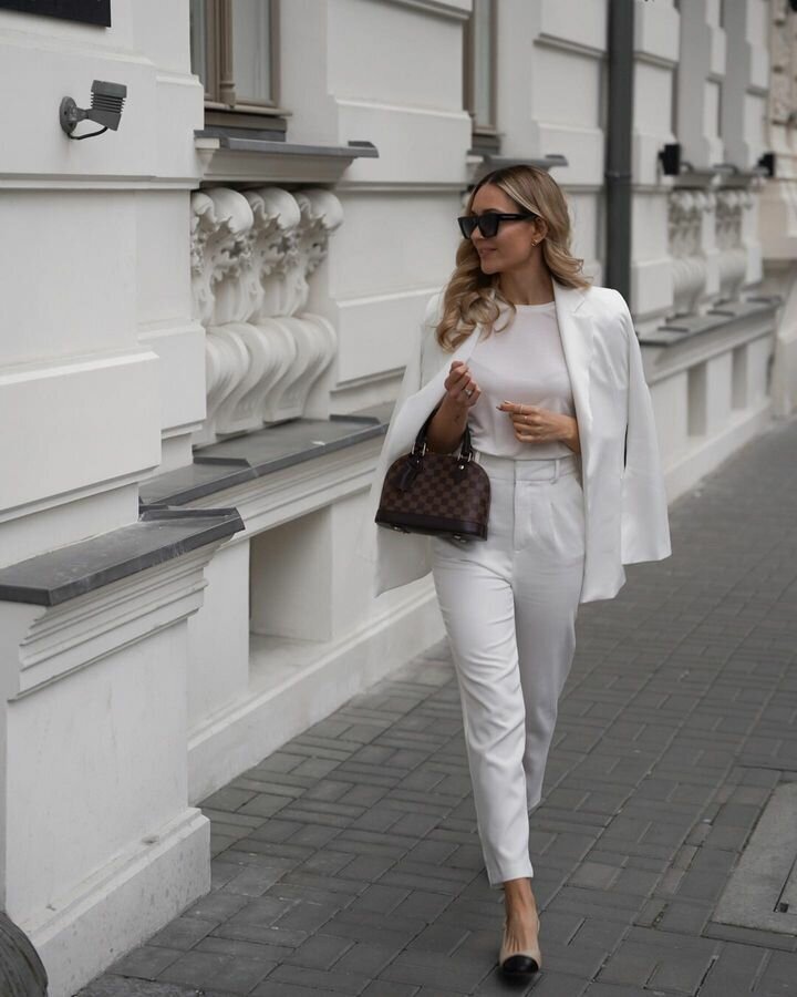 Добавьте описание