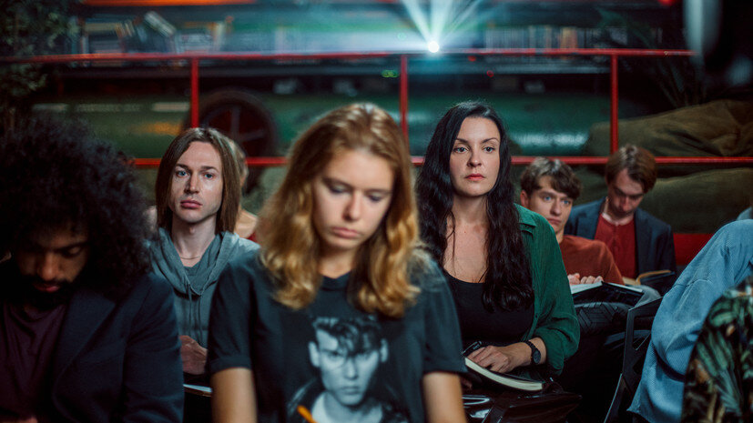     Кадр из сериала «Отчаянная невеста»  Онлайн-кинотеатр KION