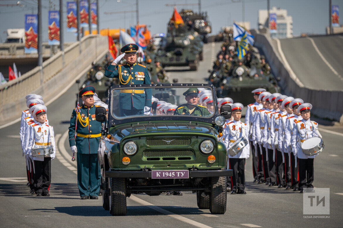 Праздничная колонна 9 мая