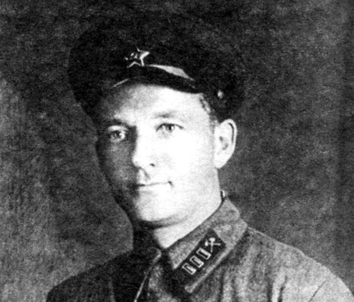 Расстрелянный по ложным обвинениям в шпионаже Георгий Лангемак. Один из изобретателей реактивных снарядов РС-82 и РС-132 для "Катюши"