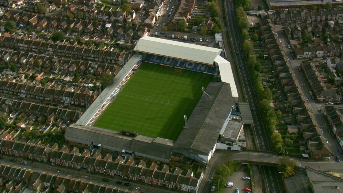 Kenilworth Road - стадион футбольного клуба "Luton Town F.C." 