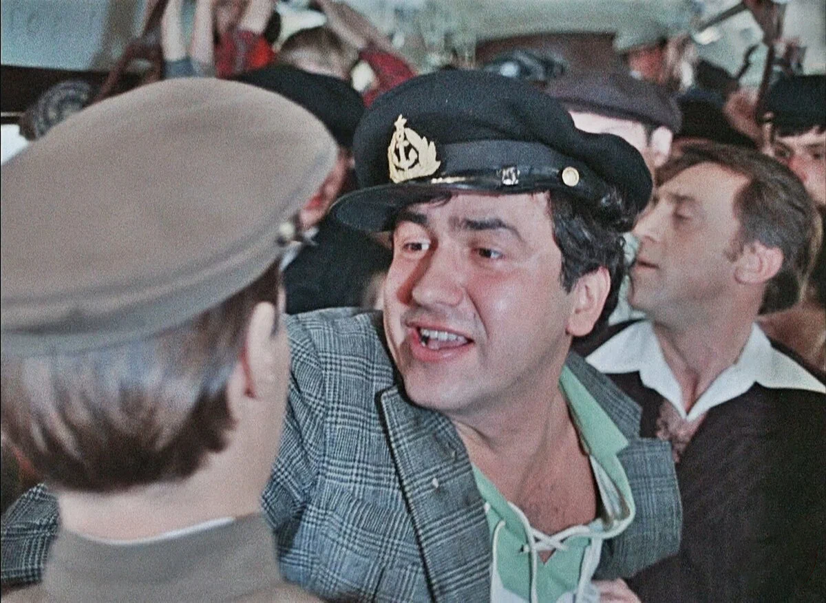 Станислав садальский кирпич. Станислав садальский костя сапрыкин. Сапрыкин место встречи изменить. Сапрыкин место встречи изменить. Костя сапрыкин кирпич.