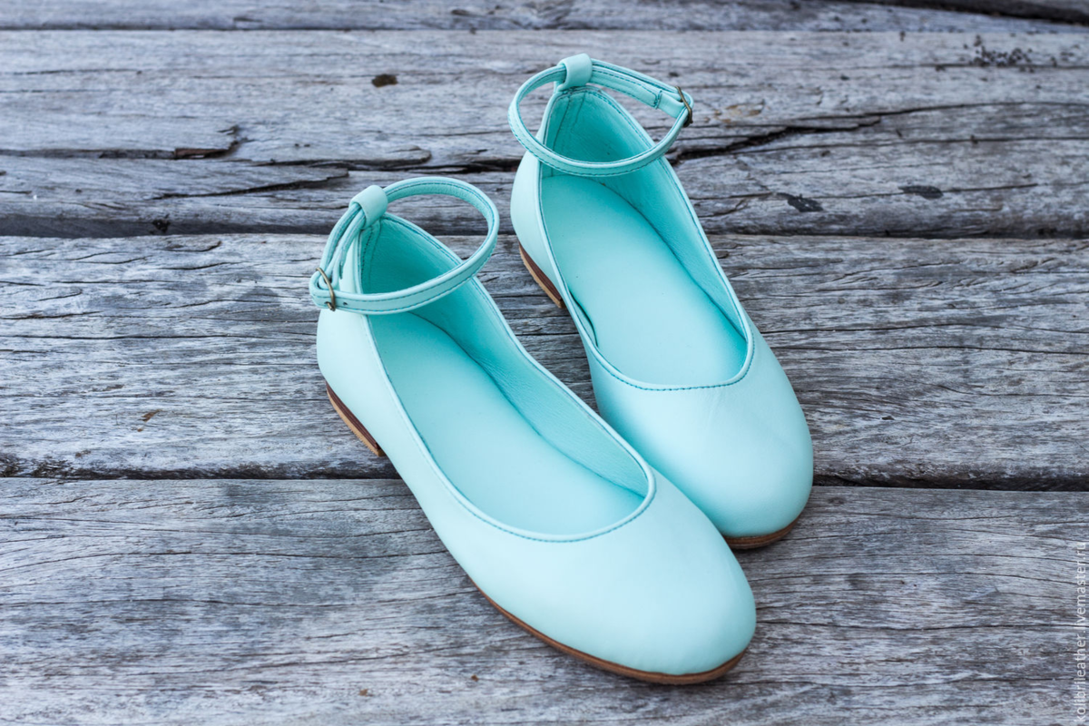 туфли без каблуков 7 букв сканворд. туфли без каблуков 7 букв сканворд. туфли без каблуков 7 букв сканворд. эволюция туфель. пятки в босоножках.