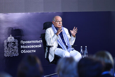    Никита Михалков на форуме педагогов Московской области ©Константин Семенец Пресс-служба Губернатора и Правительства Московской области
