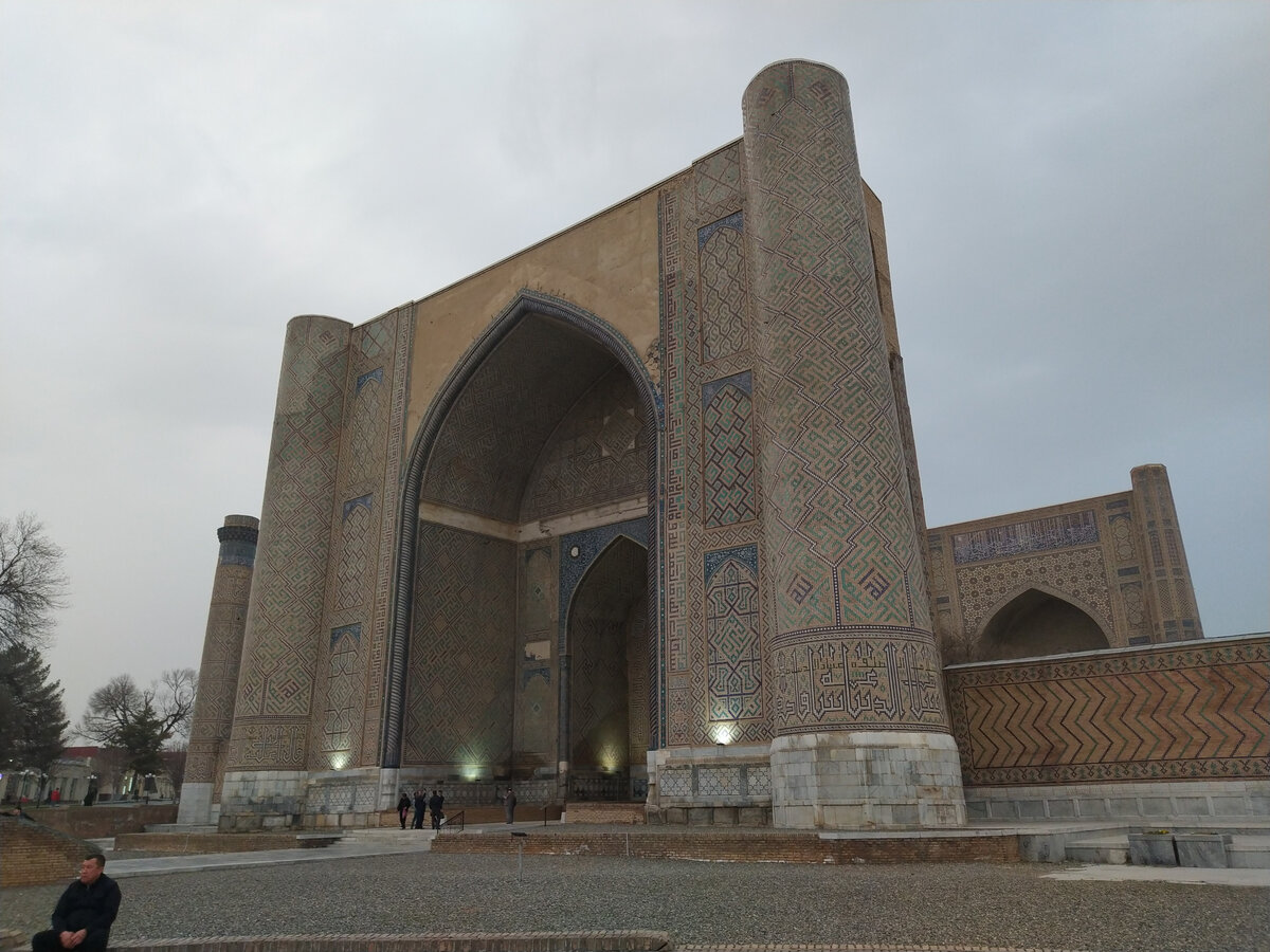 Мечеть Биби-Ханум в Самарканде