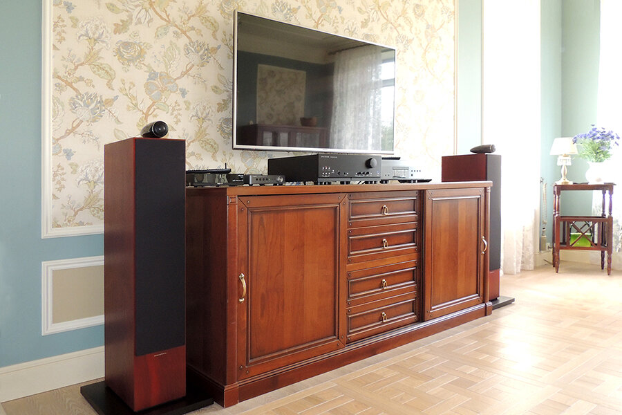 ПРОЕКТ «ДАВИЛЬ». Комплект Hi-Fi стерео в гостиной.
