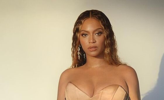    Фото: соцсети Бейонсе Оксана Маслова