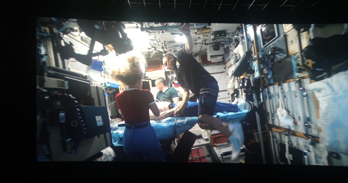 Кадр из фильма "Вызов"