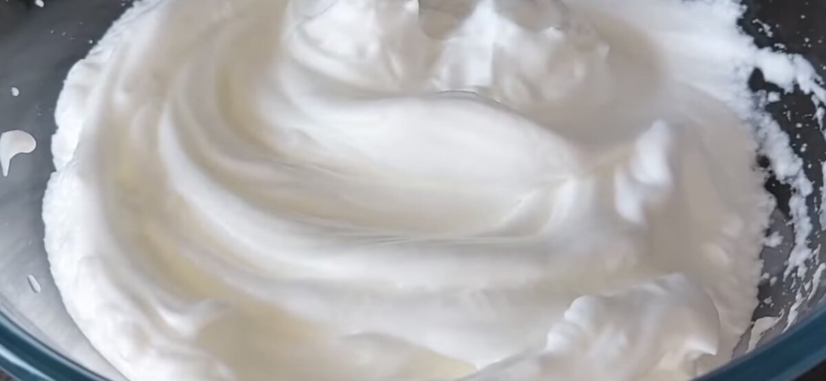 «В магазине такого вкуса точно не найти, а я уже 13 лет так пеkу»: нежный пирог к чаю (вкуснее и проще любого торта)«В магазине такого вкуса точно не найти, а я уже 13 лет так пеkу»: нежный пирог к чаю (вкуснее и проще любого торта)