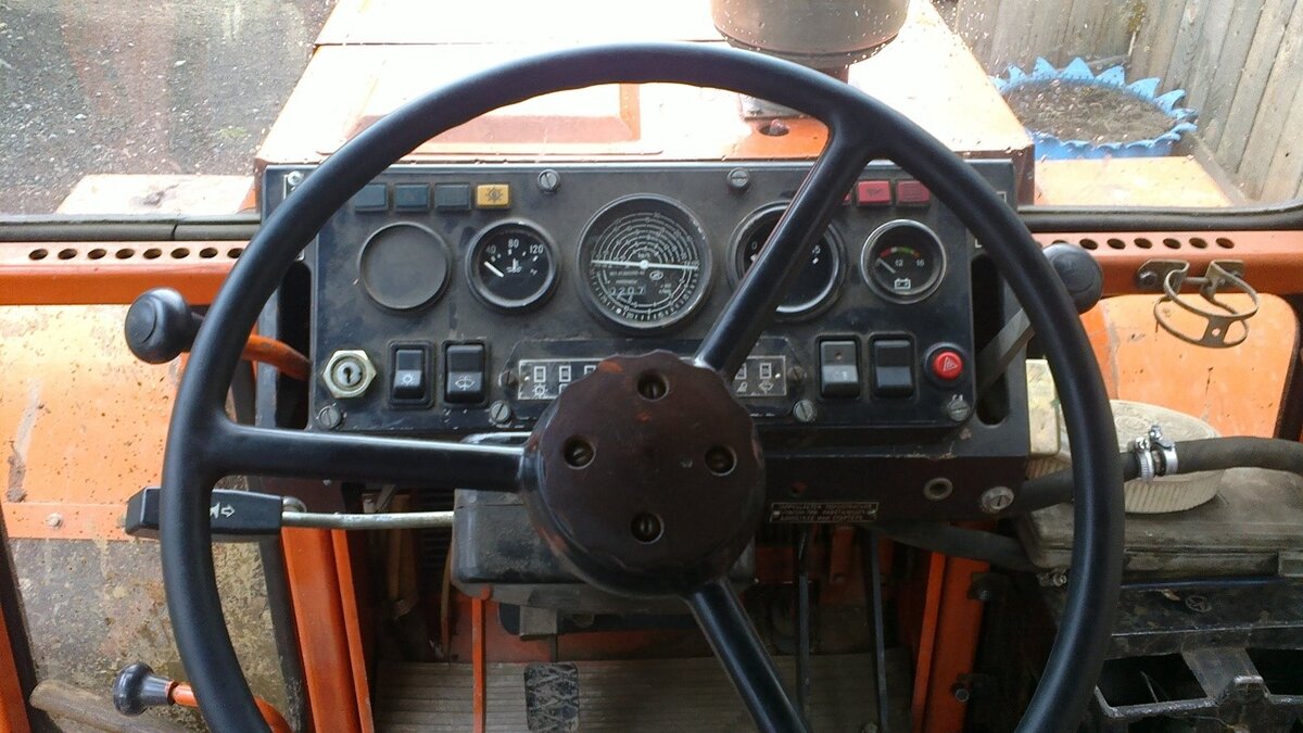 Кабина К-20. Источник фото: fermer.ru