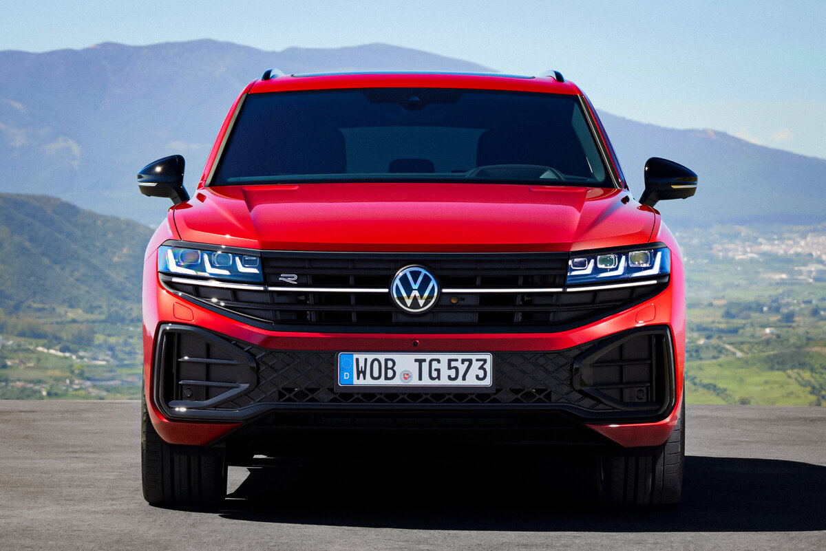    Обновленный Volkswagen Touareg   
Volkswagen