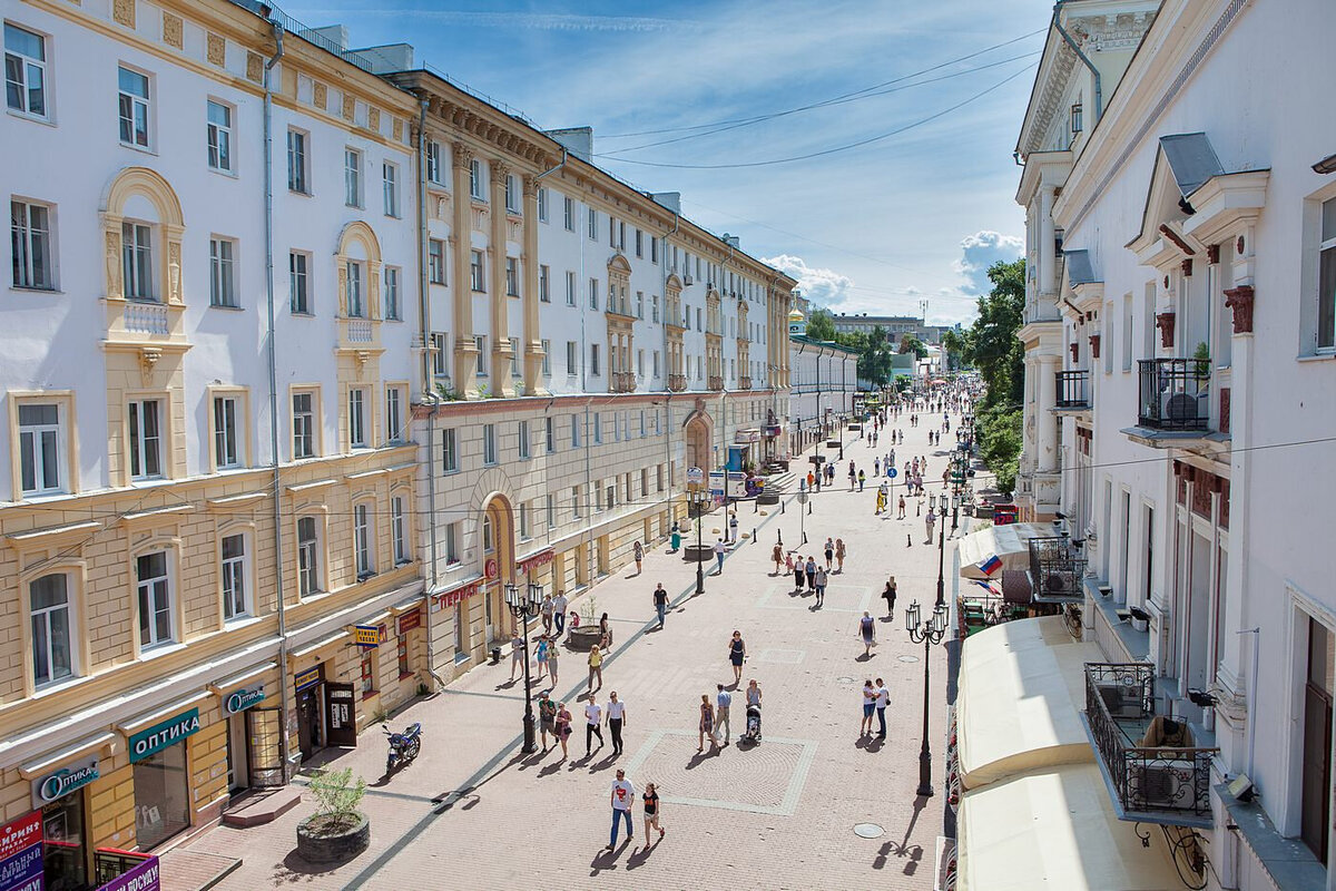 Большая Покровская и Рождественская улицы — гастрономические артерии Нижнего Новгорода.