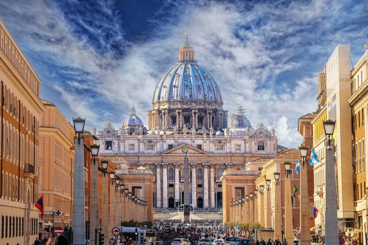 Источник изображения: https://mykaleidoscope.ru/x/mesta-i-dostoprimechatelnosti/8432-italija-vatikan-62-foto.html